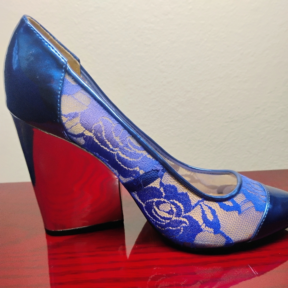 Chic Blue Lace Women's Heels